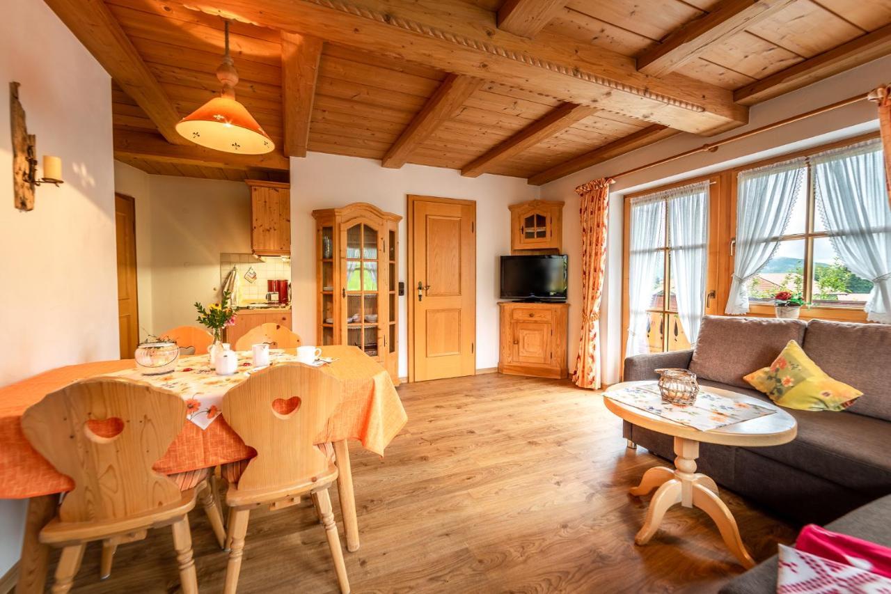Ferienwohnungen Hollweger Inkl. Chiemgaukarte Ruhpolding Bagian luar foto