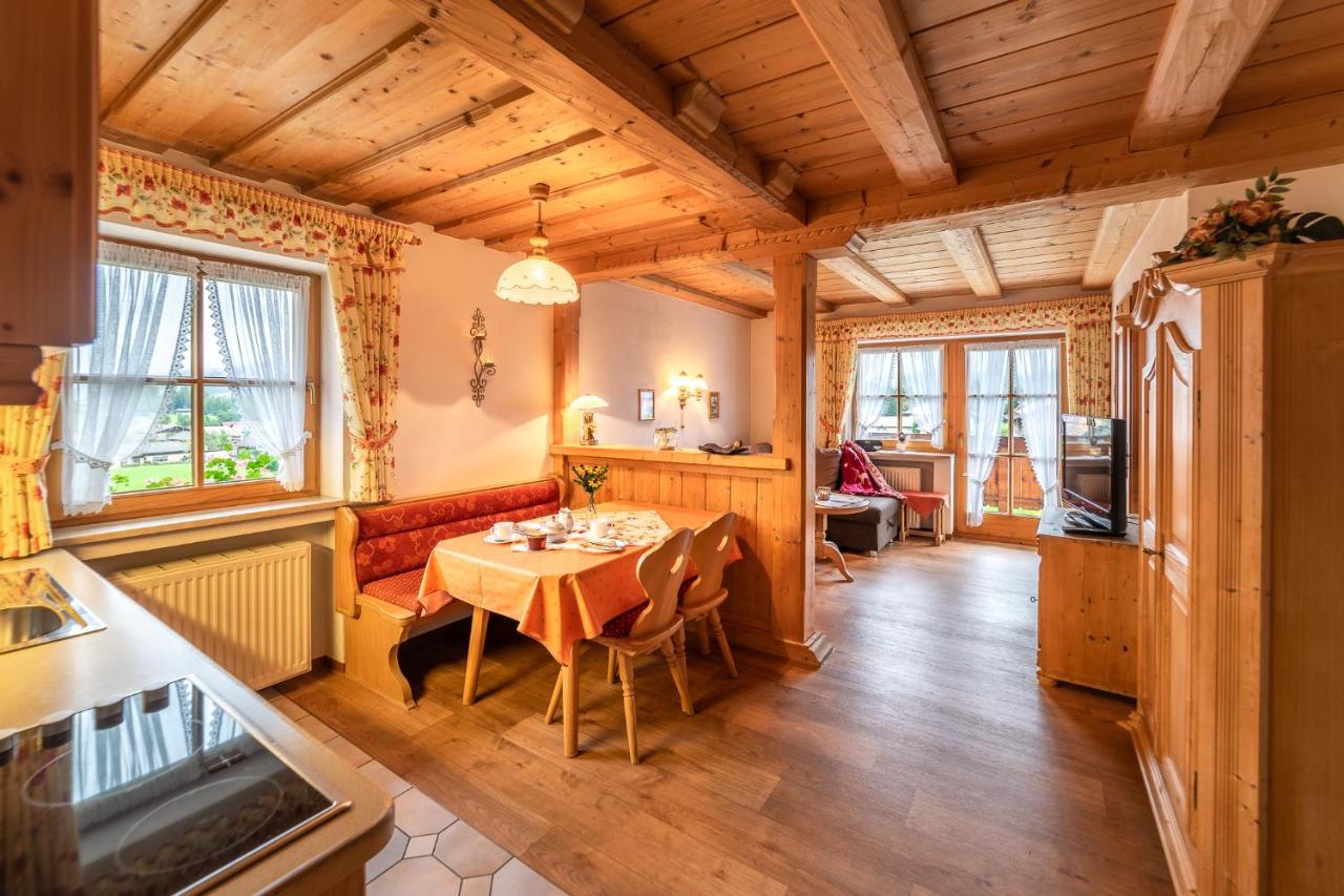 Ferienwohnungen Hollweger Inkl. Chiemgaukarte Ruhpolding Bagian luar foto