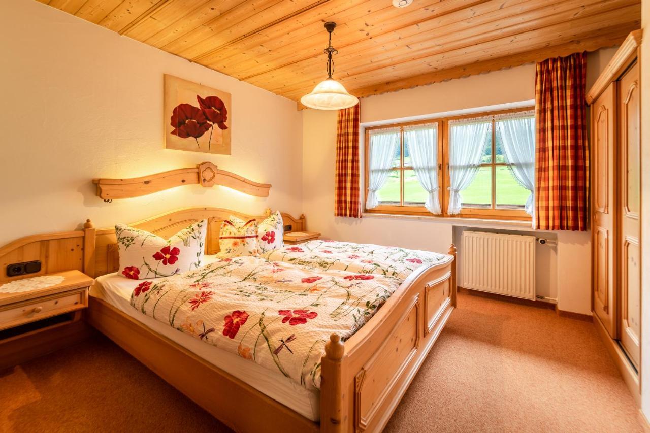 Ferienwohnungen Hollweger Inkl. Chiemgaukarte Ruhpolding Bagian luar foto